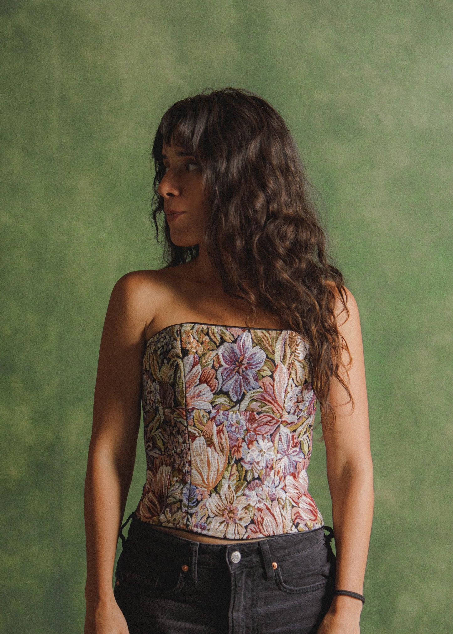 corset-floral-agujeta-espalda-frente